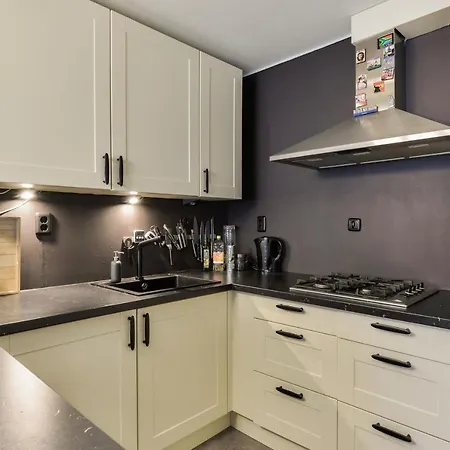 Apartament Spacious City Centre Formula 1