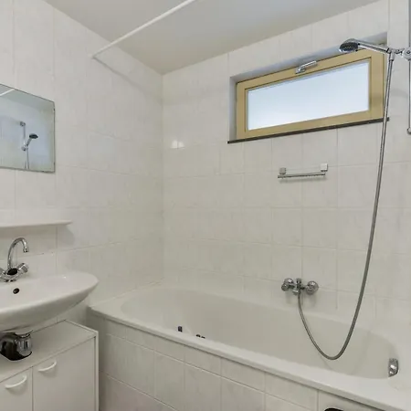 Apartament Spacious City Centre Formula 1